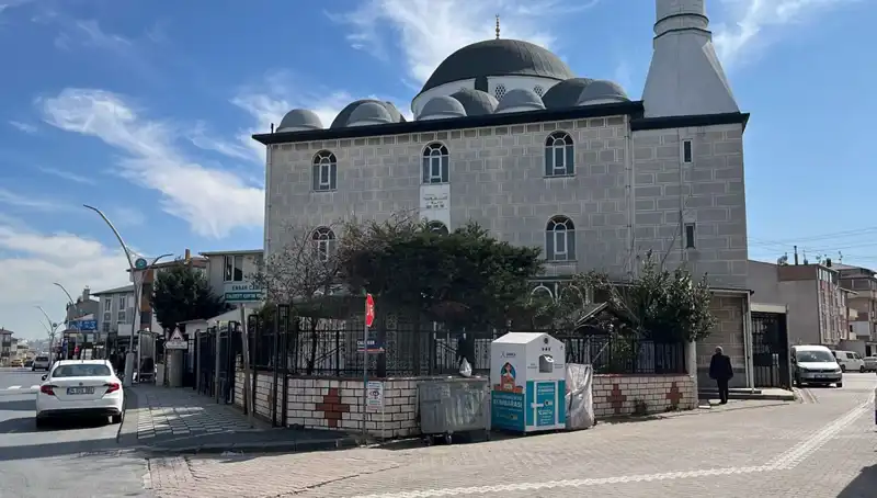 Cami Tuvaletinde Şok Edici Olay: Genç Adam Ölümcül Şekilde Vuruldu