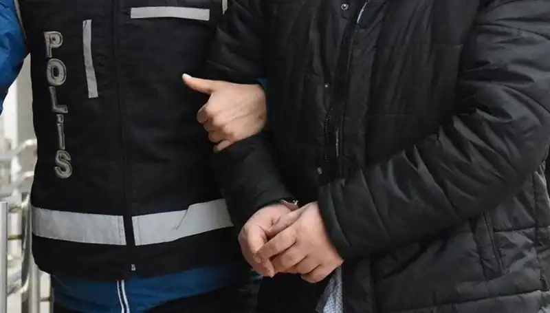 Sosyal Medyada Kadın Profiliyle 500 Milyonluk Dolandırıcılık: 12 Tutuklama Gerçekleşti