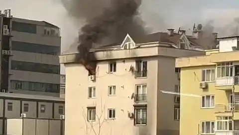 Mecidiyeköy'de Dört Katlı Binada Yangın! Paniğe Neden Olan Olayın Detayları