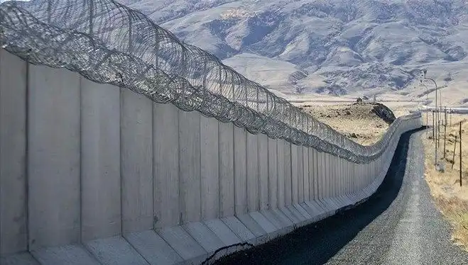 Edirne-Yunanistan Sınırında Yeni Duvar: Göç İdaresi’nden Açıklama Geldi!