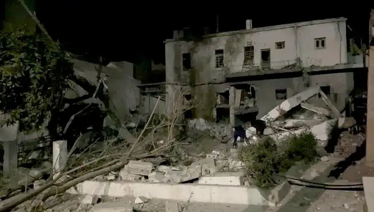 İsrail'in Hastane Vurulması: Acil Servis Yıkıldı, Yaralılar Var