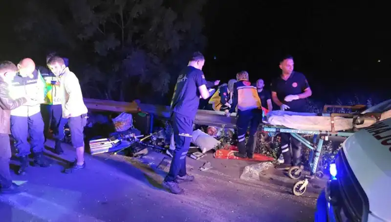 Minibüsten Savrulan Yolcuların Hayatta Kalma Mücadelesi