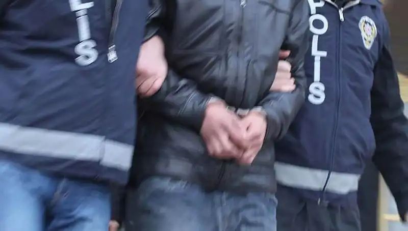 Konya'da Şok Dolandırıcılık Operasyonu: 13 Kişi Gözaltında!