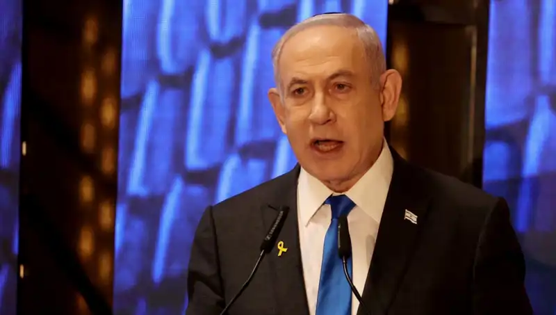Netanyahu, Macron'un Cümlesine Yanıt Verdi: "Oğlumu Eleştirenlere Yanıt Vermem Gerekmez"