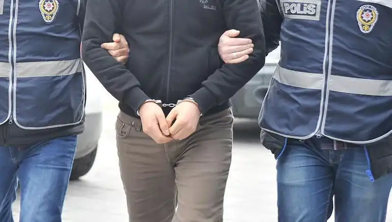 Samsun'da Uyuşturucu Operasyonu: Bir Şahıs Yakalandı, Yüzlerce Paket Ele Geçirildi