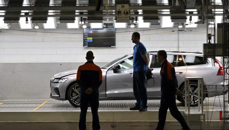 Volvo, Bazı Modellerin Satışını Durdurdu: Ne Oluyor?