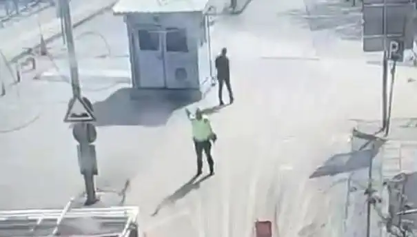 CHP Otobüsü Şoförüne Evinin Kapısında Hapis Cezası Verildi!