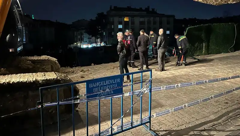 İstanbul’da İnşaat Alanında Görünmeyen Tehlike: Yol Çöktü!