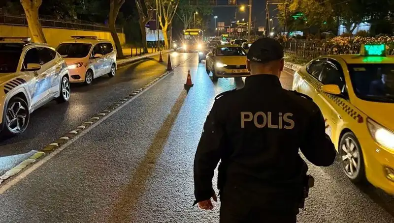 İstanbul'da Huzur Operasyonu: Bin 5 Kişi Gözaltına Alındı