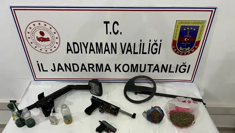 Adıyaman'da Dev Uyuşturucu Operasyonu: 14 Şüpheli Gözaltında!
