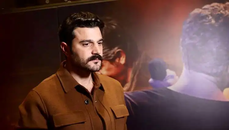 Murat Göğebakan: Kalbim Yaralı Oyuncuları ve Dizi Hakkında Bilmeniz Gerekenler