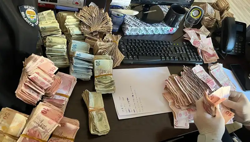 Dilencinin Üzerinden Çıkan Binlerce TL, Şehirde Şok Etkisi Yarattı!