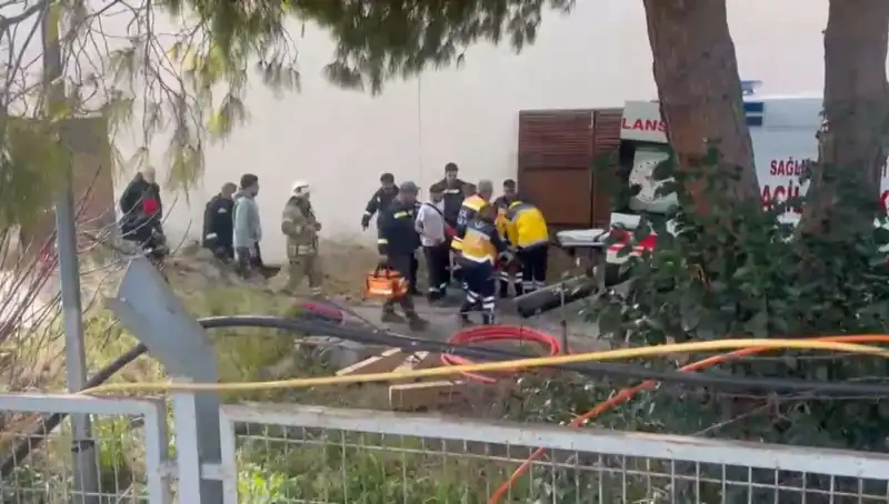 İstanbul'da Trafo Merkezinde Şok Patlama: Bir İşçi Ağır Yaralandı