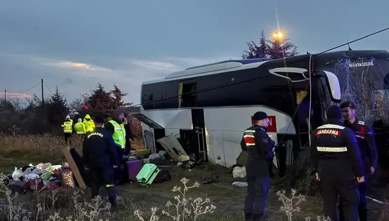 Çanakkale’deki Otobüs Kazasında 37 Yaralı: Detaylar ve Kurtarma Çalışmaları
