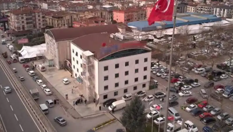 Deprem Mücadelesinde Yeni Dönem: Özel Hastaneye "Deprem Mührü" Verildi!