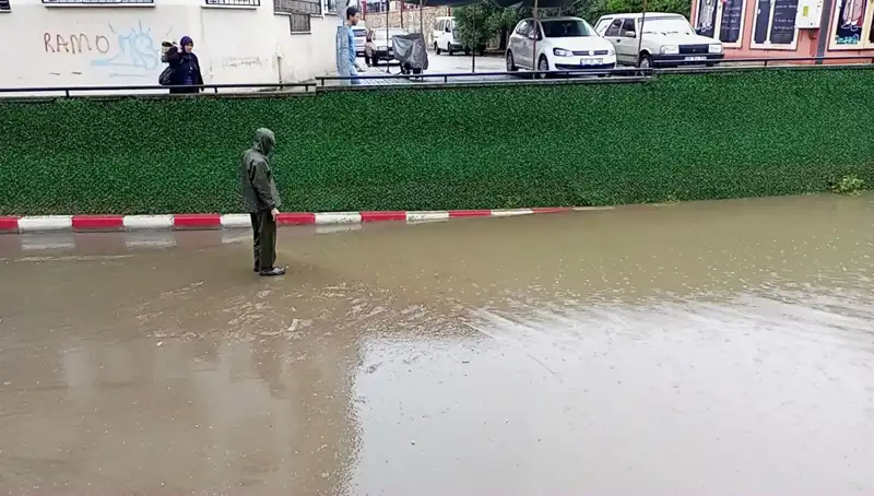 Aydın’da Sağanak Yağışlar Hayatı Olumsuz Etkiledi! Alt Geçitler Su Altında Kaldı