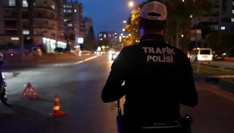 Sosyal Medya Üzerinden İki Sürücüye Ulaşılan 53 Bin Lira Ceza