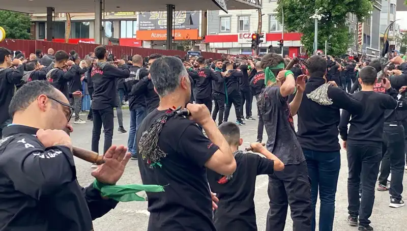 Kars'ta Kerbela Anması: Aşk, Acı ve Dayanışma İçin Bir Araya Geldiler