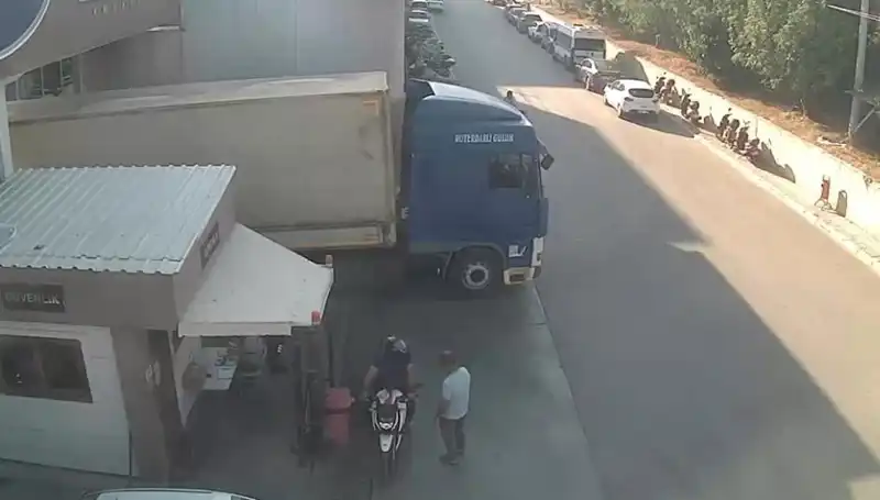 Milyonlarca Liralık Ürünlere El Konuldu: Nakliye Şebekesine Büyük Operasyon!
