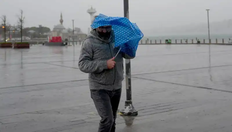 Meteoroloji'den 14 Şehir İçin Sıcak Hava Alarmı: Sarı Kodlu Uyarılar Geldi!