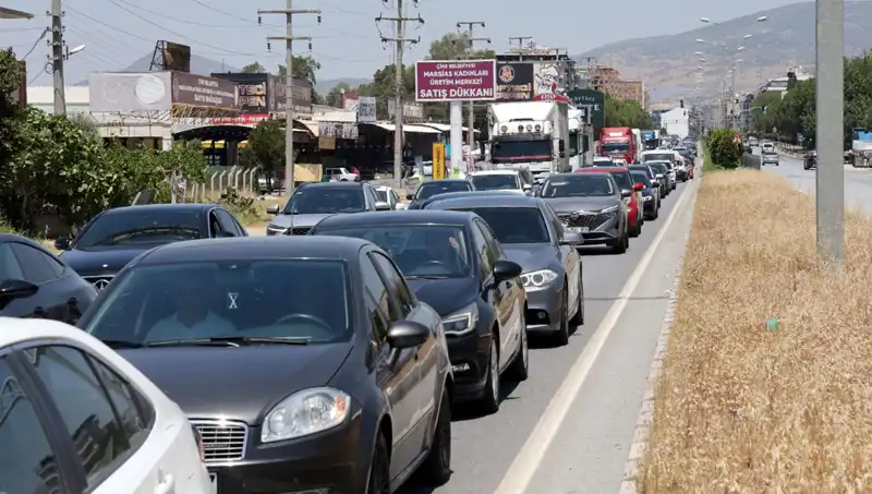 Aydın ve Muğla Arasında Oluşan 60 Kilometrelik Araç Kuyruğu Nedenini Öğrenin!