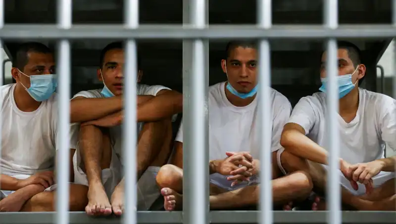 El Salvador, Venezuela'nın Siyasi Tutuklularına Özgürlük Sunuyor: Yeni Bir Diplomatik Yaklaşım