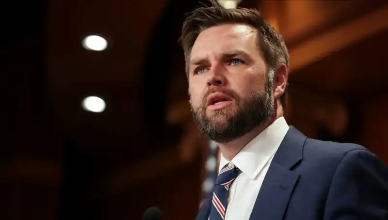 JD Vance: Zelenski ile Görüşmesi Sonrası Gündeme Gelen Hayatı ve Kariyeri