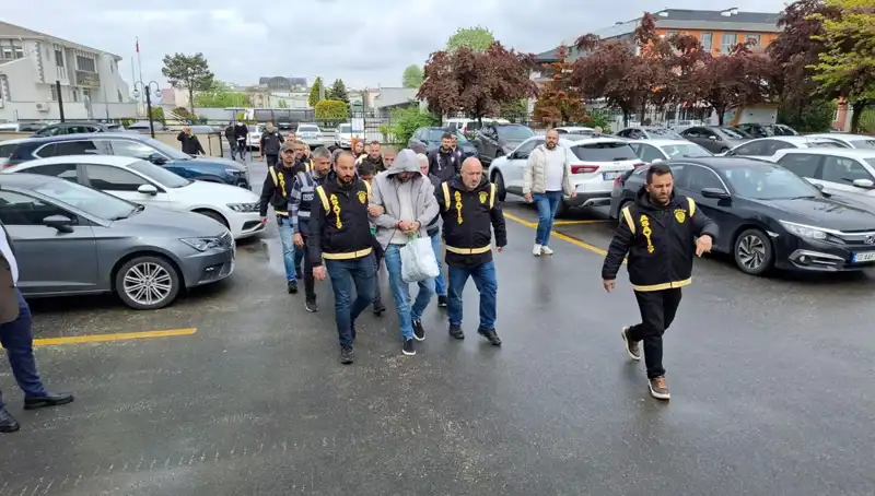 Düzce'de Fuhuş Operasyonu: 6 Aylık Takibin Ardından 22 Gözaltı