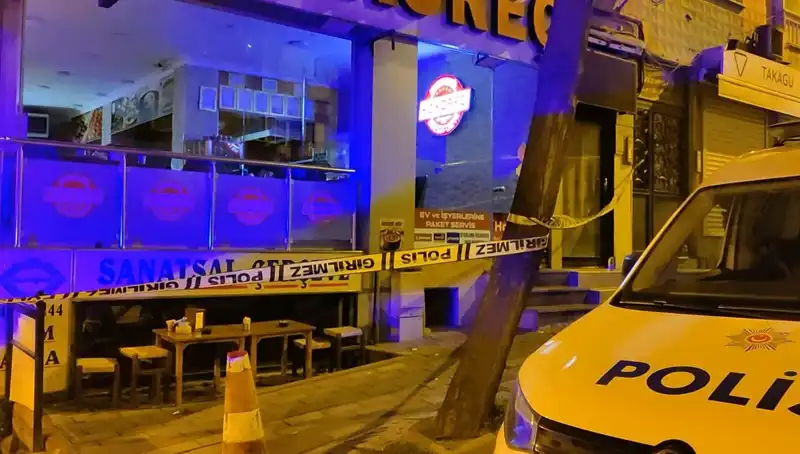 Üsküdar'da Komşular Arasındaki Çöp Kavgası Facia Ile Sonuçlandı