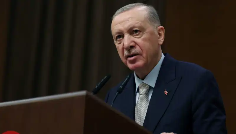 Erdoğan'dan Sokak Terörüne Sert Tepki: Soygunun Perdeleme Çabası