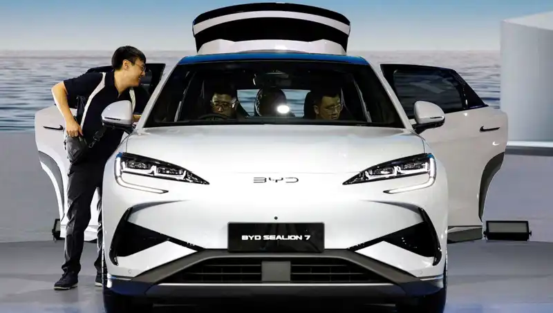 BYD, Tesla'yı Geride Bırakarak 100 Milyar Dolar Satış Hedefini Aştı