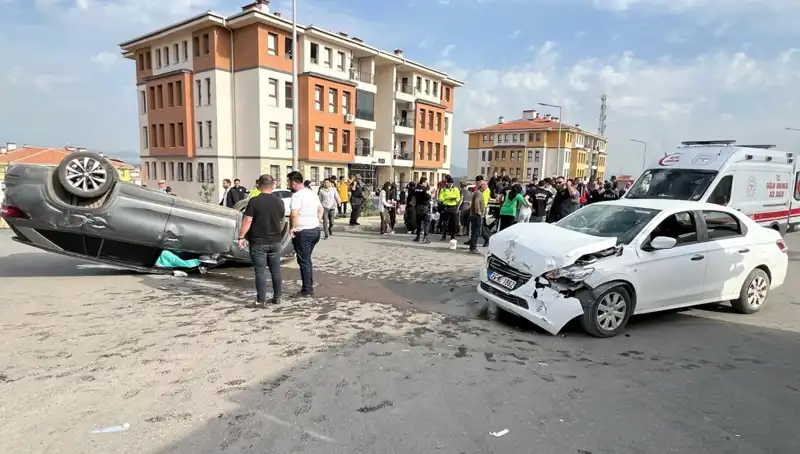 Nurdağı'nda Çocukların Dağılmasına Sebep Olan Feci Kaza: 9 Yaralı