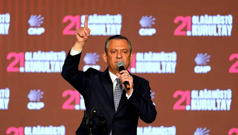 Özgür Özel'in "Cunta" Sözleri Tartışma Yarattı, Yargıya Taşındı