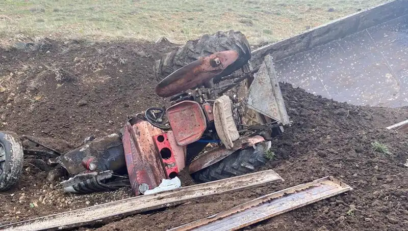 Kayseri'de Kontrolden Çıkan Traktör Şarampole Yuvarlandı: Olayın Detayları