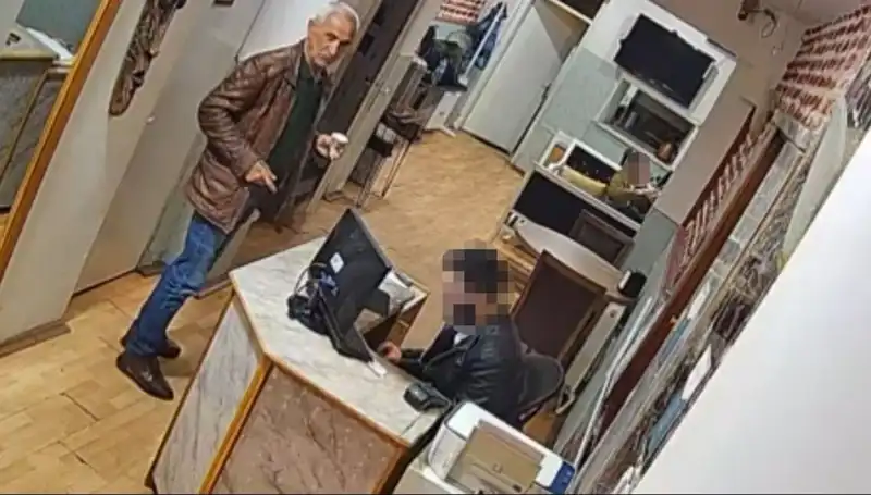 Özgür Özel'e Saldıran Selçuk Tengioğlu'nun Şoke Eden Son Görüntüleri