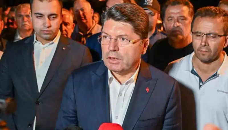 Bursa Orman Yangınında FETÖ Bağlantısı İddiası: Bakan Tunç Konu Hakkında Konuştu