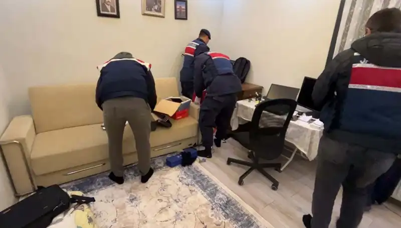 11 İlde DHKP-C'ye Yönelik Dev Operasyon: 30 Kişi Gözaltında