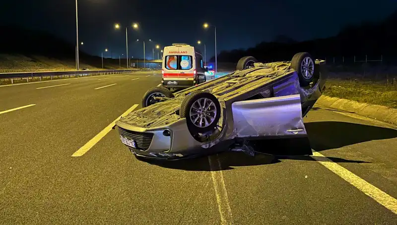Kuzey Marmara Otoyolu'nda Korkunç Kaza: İki Otomobil Çarpıştı, Yaralılar Hastaneye Sevk Edildi
