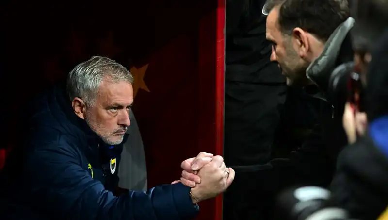 Derbi Günü: Mourinho ve Buruk’un 3. Randevusu İçin Geri Sayım Başladı