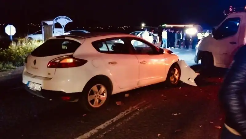 Kafa Kafaya Çarpışma! Bir Kayıp, Yedi Yaralıyla Korkunç Kaza