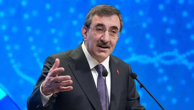 Cevdet Yılmaz'dan Boykot Çağrılarına Sert Yanıt: Ülke Firmaları Hedef Gösterilemez!