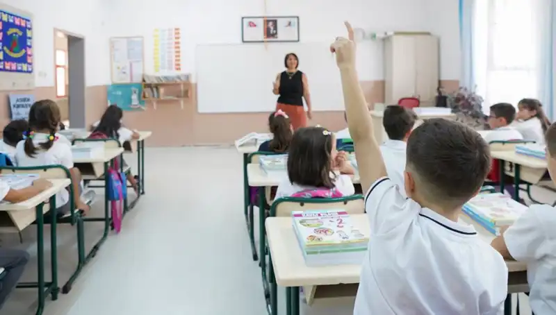 2025 Ücretli Öğretmenlik Başvuru Tarihleri ve Süreci Detayları