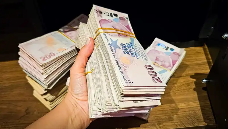 Türkiye’nin Mevduat Pazarında Tarihi Rekor: 12 Trilyon Lira!