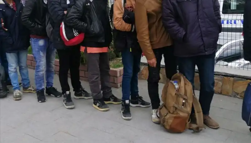 Edirne'de Düzensiz Göçmenlerin Yakalanması: Sınır Güvenliği Artıyor