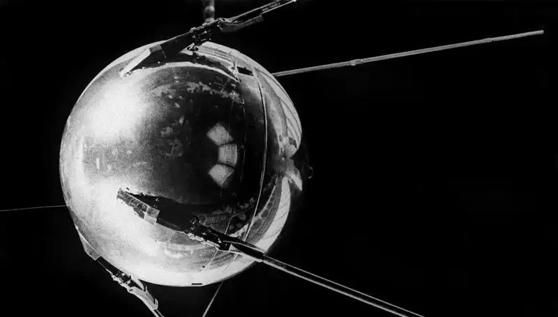 1972 Yapımı Sovyet Uzay Aracının Kontrolsüz Düşüşü: Dünya'nın Beklenmedik Misafiri