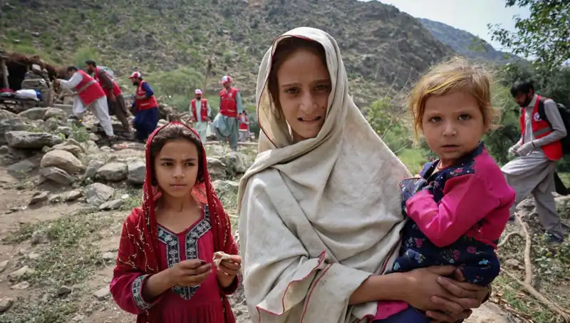 Afganistan'ı Sarsan Deprem: Uykudaki 2 Bin Masum Can Aldı!